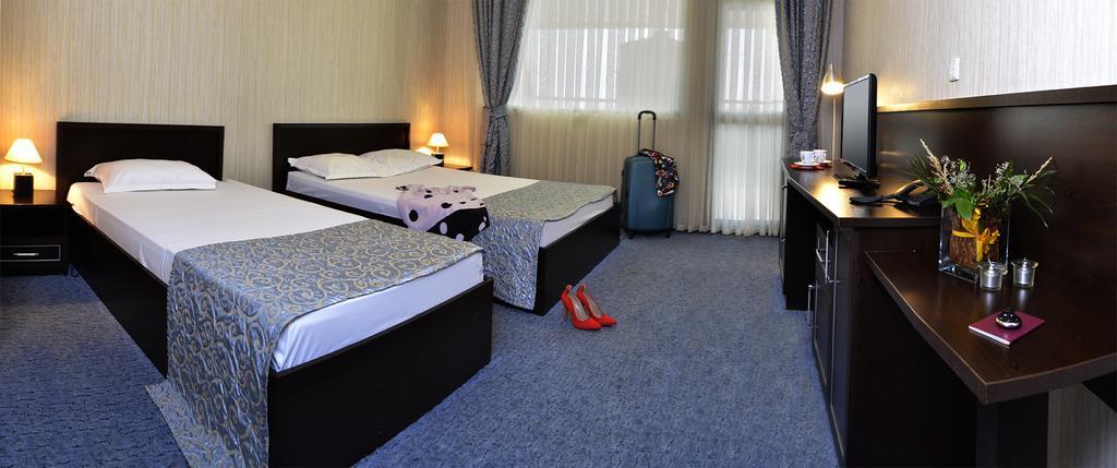 Hotel Aqualand بلوفديف الغرفة الصورة